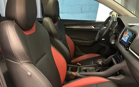 Skoda Karoq I, 2022 год, 1 780 000 рублей, 9 фотография