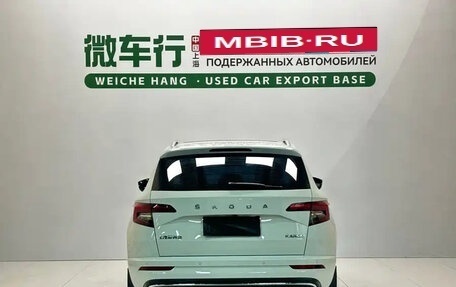 Skoda Karoq I, 2022 год, 1 780 000 рублей, 5 фотография