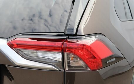 Toyota RAV4, 2021 год, 3 299 000 рублей, 23 фотография