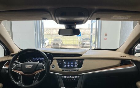 Cadillac XT5 I рестайлинг, 2017 год, 2 220 000 рублей, 12 фотография