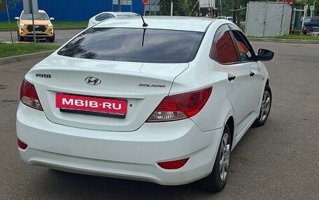 Hyundai Solaris II рестайлинг, 2013 год, 4 фотография