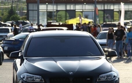 BMW 5 серия, 2010 год, 1 800 000 рублей, 4 фотография