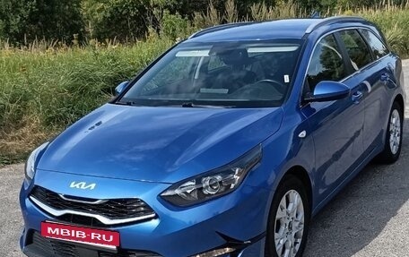 KIA cee'd III, 2022 год, 1 800 000 рублей, 2 фотография