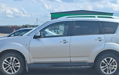 Mitsubishi Outlander III рестайлинг 3, 2008 год, 570 000 рублей, 4 фотография