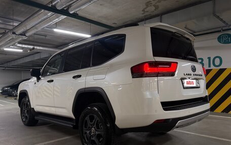 Toyota Land Cruiser, 2022 год, 9 900 000 рублей, 7 фотография
