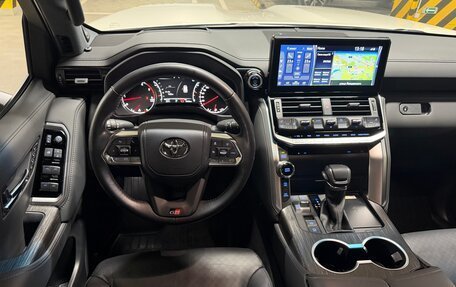 Toyota Land Cruiser, 2022 год, 9 900 000 рублей, 14 фотография
