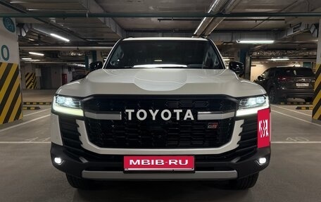 Toyota Land Cruiser, 2022 год, 9 900 000 рублей, 2 фотография
