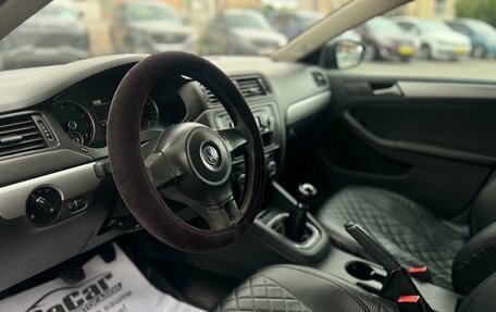 Volkswagen Jetta VI, 2013 год, 800 000 рублей, 8 фотография