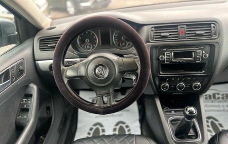 Volkswagen Jetta VI, 2013 год, 800 000 рублей, 7 фотография