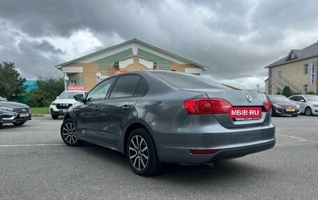 Volkswagen Jetta VI, 2013 год, 800 000 рублей, 4 фотография