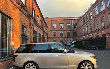 Land Rover Range Rover IV рестайлинг, 2018 год, 6 450 000 рублей, 4 фотография
