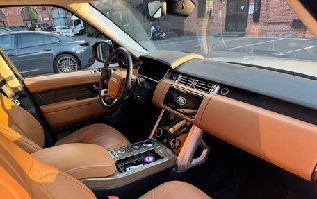 Land Rover Range Rover IV рестайлинг, 2018 год, 6 450 000 рублей, 9 фотография
