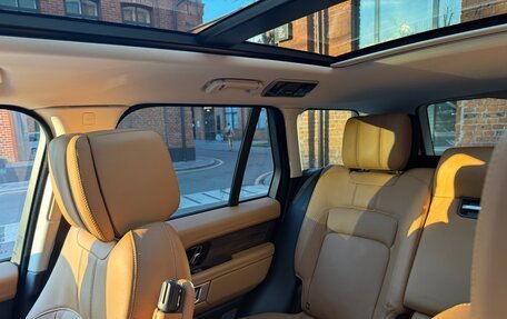 Land Rover Range Rover IV рестайлинг, 2018 год, 6 450 000 рублей, 11 фотография