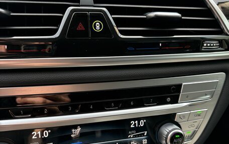 BMW 7 серия, 2022 год, 6 100 000 рублей, 38 фотография