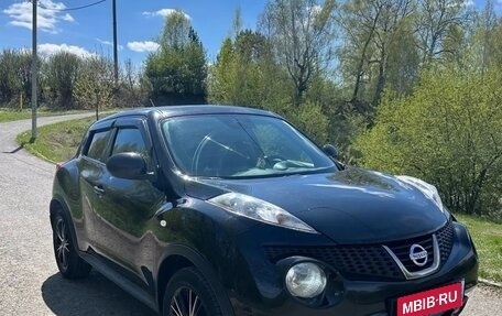 Nissan Juke II, 2013 год, 890 000 рублей, 1 фотография