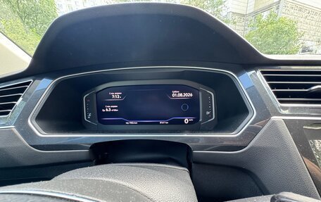Volkswagen Tiguan II, 2020 год, 2 975 000 рублей, 3 фотография