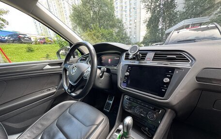 Volkswagen Tiguan II, 2020 год, 2 975 000 рублей, 4 фотография
