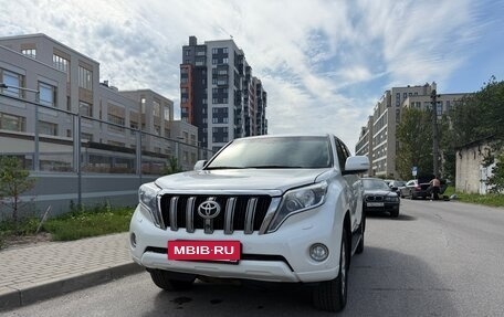 Toyota Land Cruiser Prado 150 рестайлинг 2, 2014 год, 3 399 000 рублей, 2 фотография
