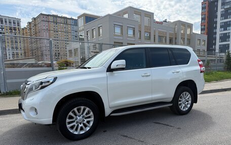 Toyota Land Cruiser Prado 150 рестайлинг 2, 2014 год, 3 399 000 рублей, 4 фотография