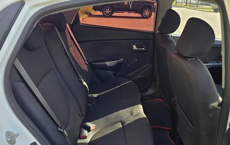 KIA Rio III рестайлинг, 2017 год, 765 000 рублей, 18 фотография