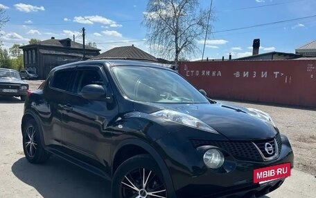 Nissan Juke II, 2013 год, 890 000 рублей, 6 фотография
