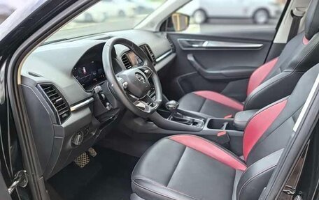 Skoda Karoq I, 2022 год, 2 165 000 рублей, 9 фотография