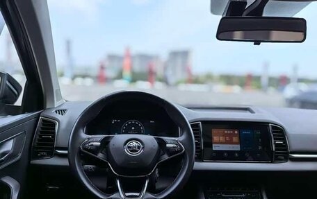 Skoda Karoq I, 2022 год, 2 165 000 рублей, 8 фотография