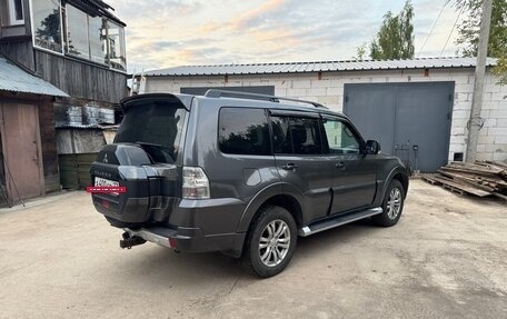 Mitsubishi Pajero IV, 2014 год, 2 570 000 рублей, 3 фотография