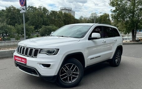 Jeep Grand Cherokee, 2018 год, 3 080 000 рублей, 2 фотография