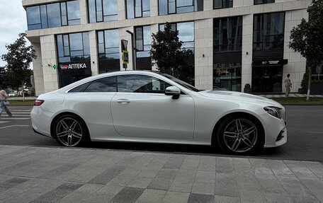 Mercedes-Benz E-Класс, 2017 год, 3 500 000 рублей, 19 фотография