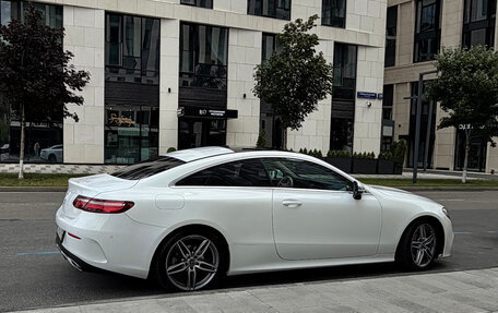 Mercedes-Benz E-Класс, 2017 год, 3 500 000 рублей, 15 фотография