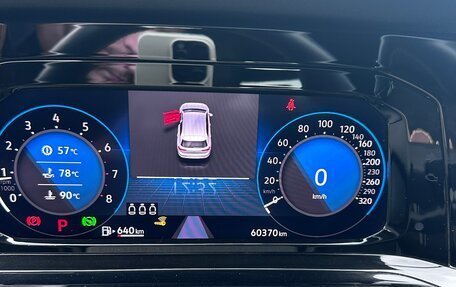 Volkswagen Golf VIII, 2022 год, 2 500 000 рублей, 8 фотография