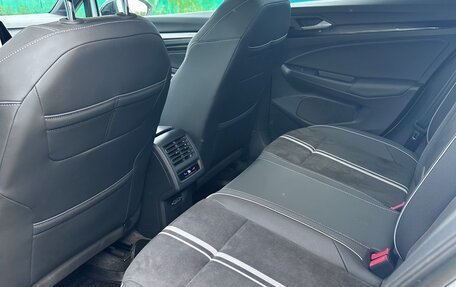 Volkswagen Golf VIII, 2022 год, 2 500 000 рублей, 6 фотография