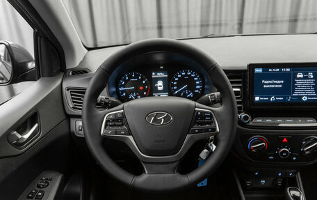 Hyundai Solaris II рестайлинг, 2021 год, 1 370 000 рублей, 10 фотография