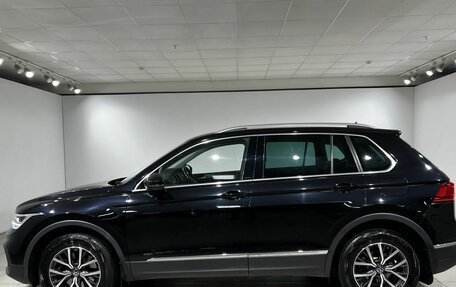 Volkswagen Tiguan II, 2021 год, 2 399 000 рублей, 8 фотография