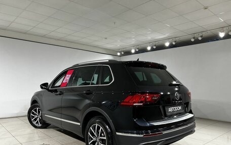 Volkswagen Tiguan II, 2021 год, 2 399 000 рублей, 4 фотография