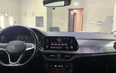 Volkswagen Polo VI (EU Market), 2021 год, 1 670 000 рублей, 5 фотография