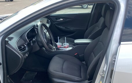 Chevrolet Malibu IX, 2019 год, 1 800 000 рублей, 7 фотография