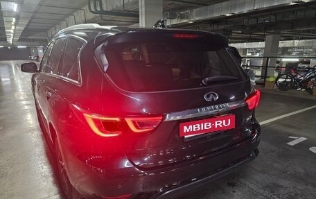 Infiniti QX60 I рестайлинг, 2018 год, 2 380 000 рублей, 3 фотография