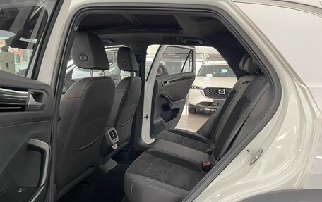 Volkswagen T-Roc I, 2022 год, 1 750 005 рублей, 11 фотография