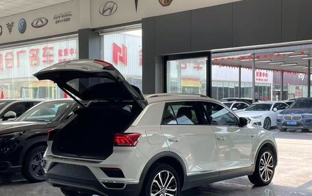 Volkswagen T-Roc I, 2022 год, 1 750 005 рублей, 6 фотография