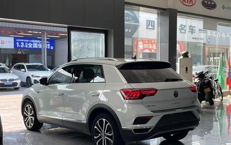 Volkswagen T-Roc I, 2022 год, 1 750 005 рублей, 5 фотография