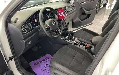 Volkswagen T-Roc I, 2022 год, 1 750 005 рублей, 7 фотография