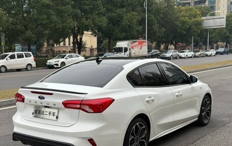 Ford Focus IV, 2022 год, 1 950 005 рублей, 3 фотография