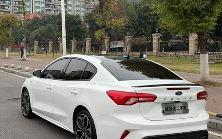Ford Focus IV, 2022 год, 1 950 005 рублей, 5 фотография