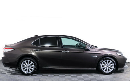 Toyota Camry, 2020 год, 2 645 000 рублей, 4 фотография
