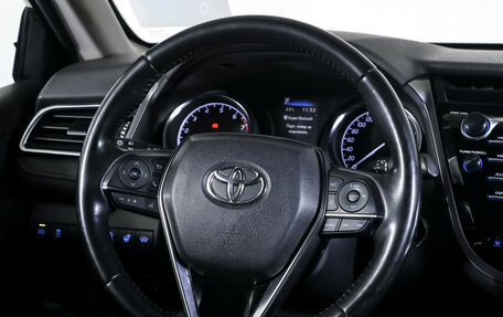 Toyota Camry, 2020 год, 2 645 000 рублей, 13 фотография