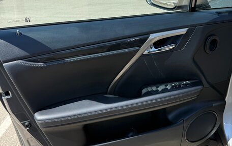 Lexus RX IV рестайлинг, 2021 год, 5 100 000 рублей, 7 фотография