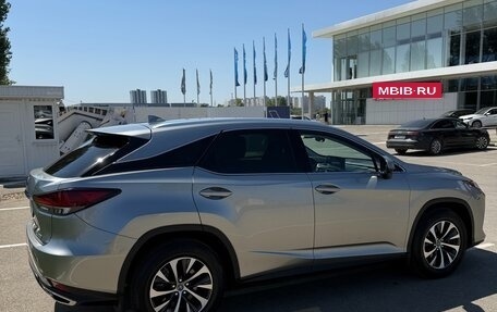 Lexus RX IV рестайлинг, 2021 год, 5 100 000 рублей, 4 фотография