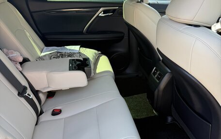 Lexus RX IV рестайлинг, 2021 год, 5 100 000 рублей, 16 фотография